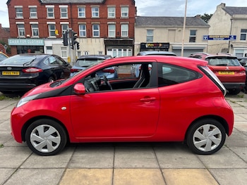 Used Toyota AYGO 2014 for sale - 79439014: Photo