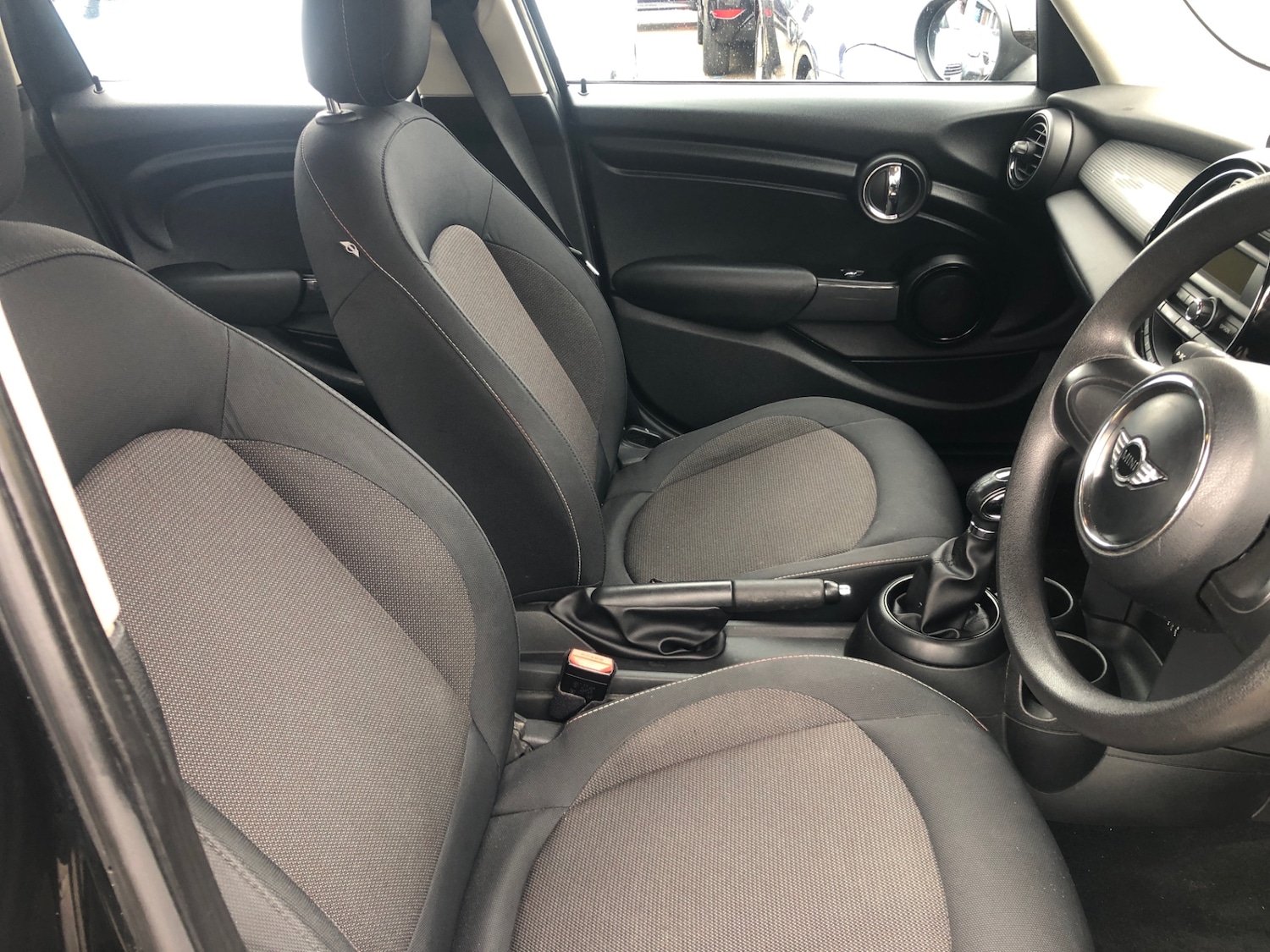 Used MINI Hatch 2014 for sale - 76365119: Photo 7