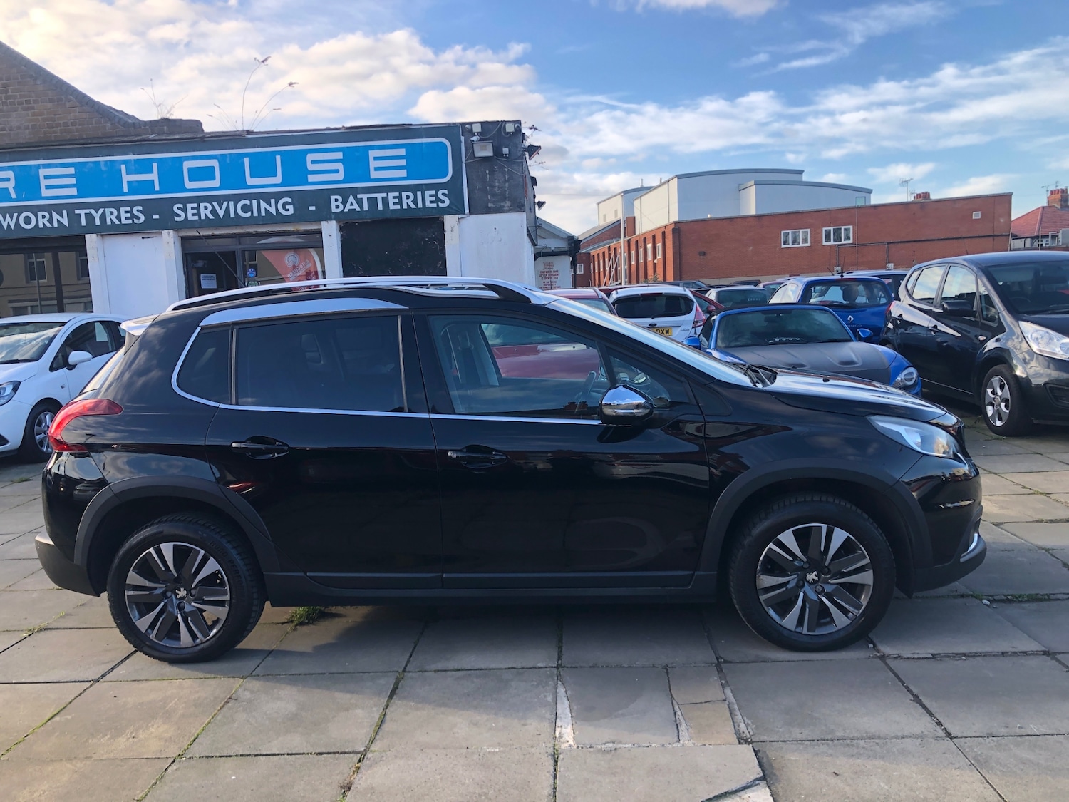 Used Peugeot 2008 2017 for sale - 77045796: Photo 15