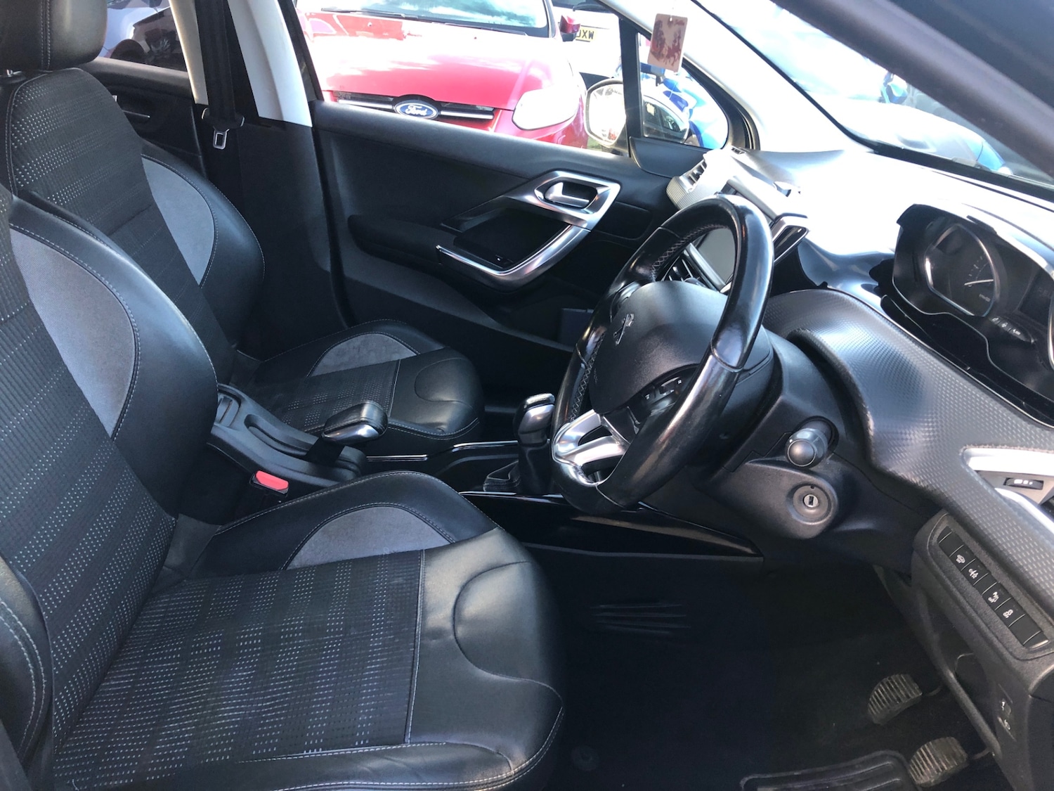 Used Peugeot 2008 2017 for sale - 77045796: Photo 18