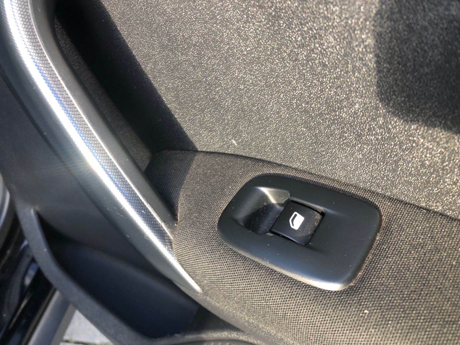 Used Peugeot 2008 2017 for sale - 77045796: Photo 22