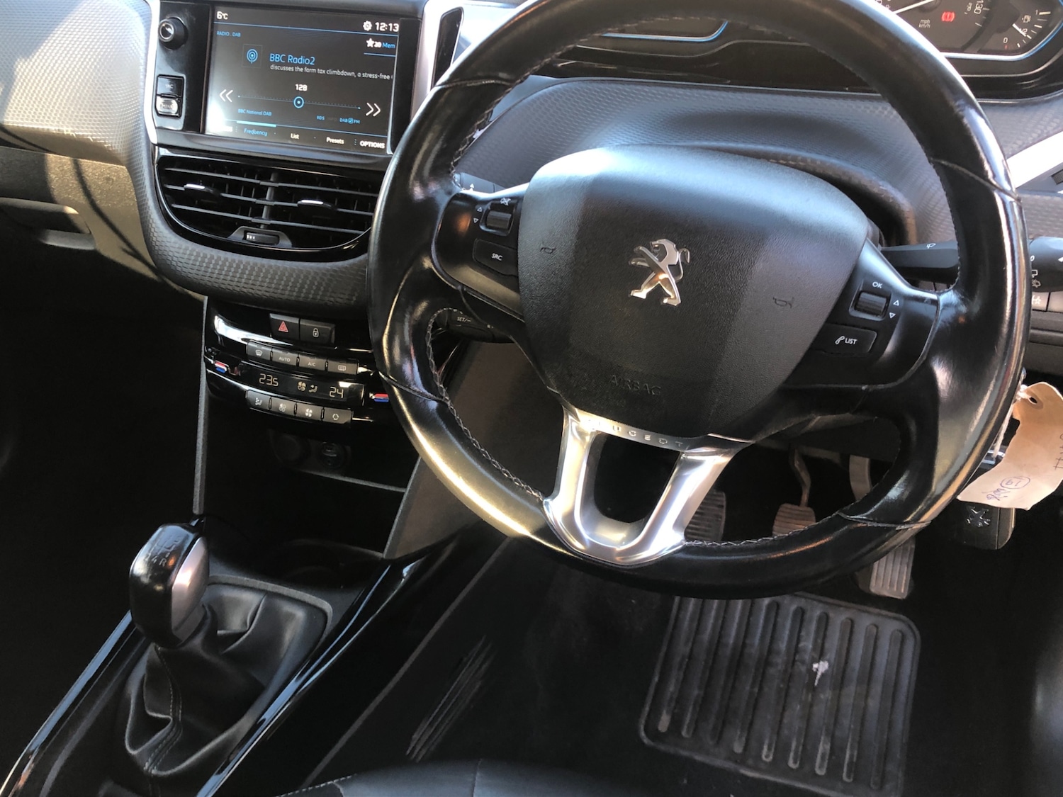 Used Peugeot 2008 2017 for sale - 77045796: Photo 8