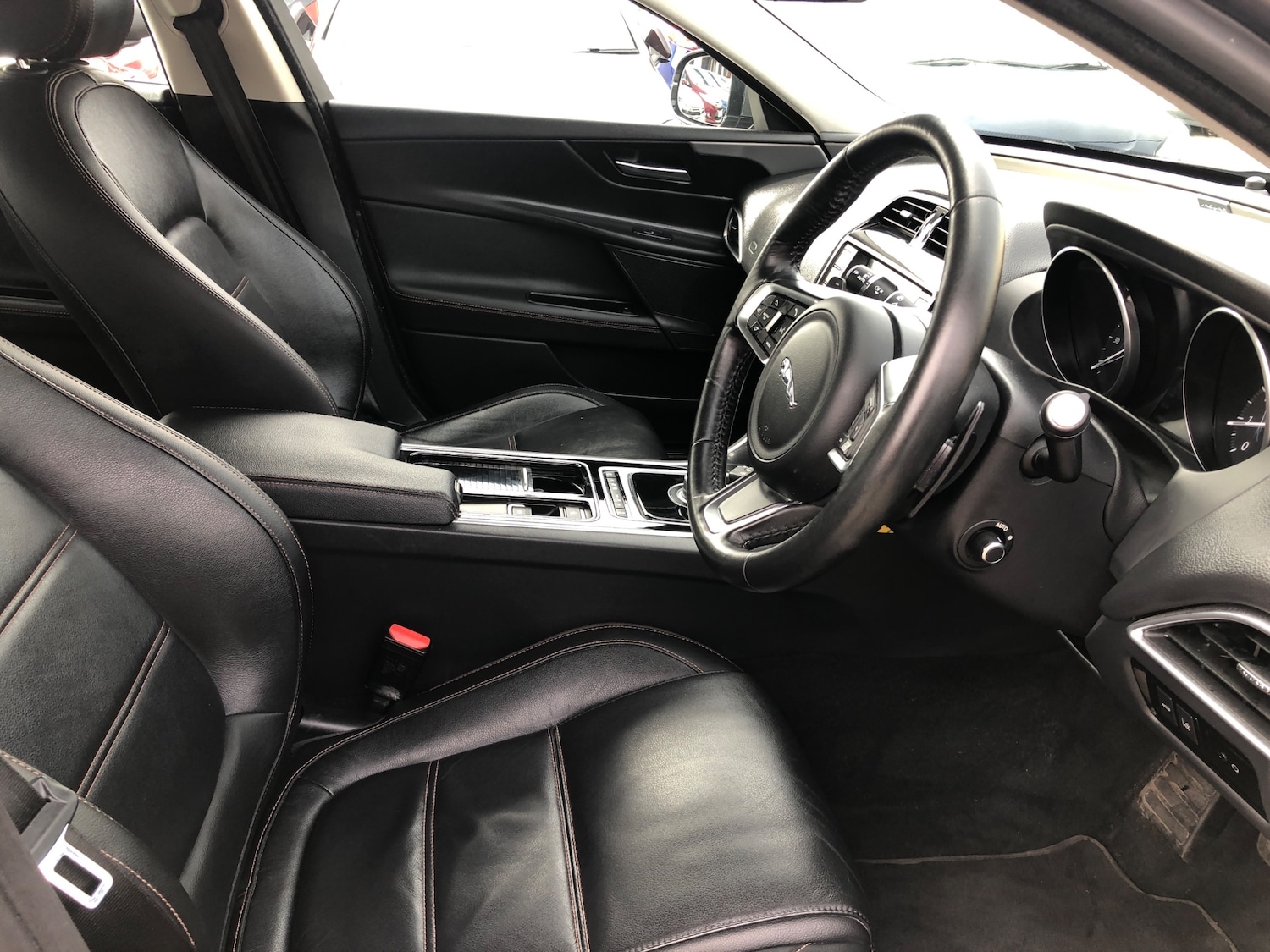 Used Jaguar XE 2017 for sale - 76102834: Photo 18