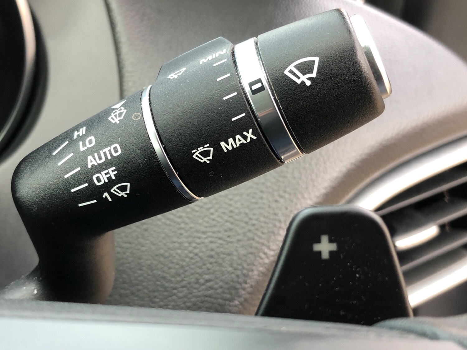 Used Jaguar XE 2017 for sale - 76102834: Photo 31