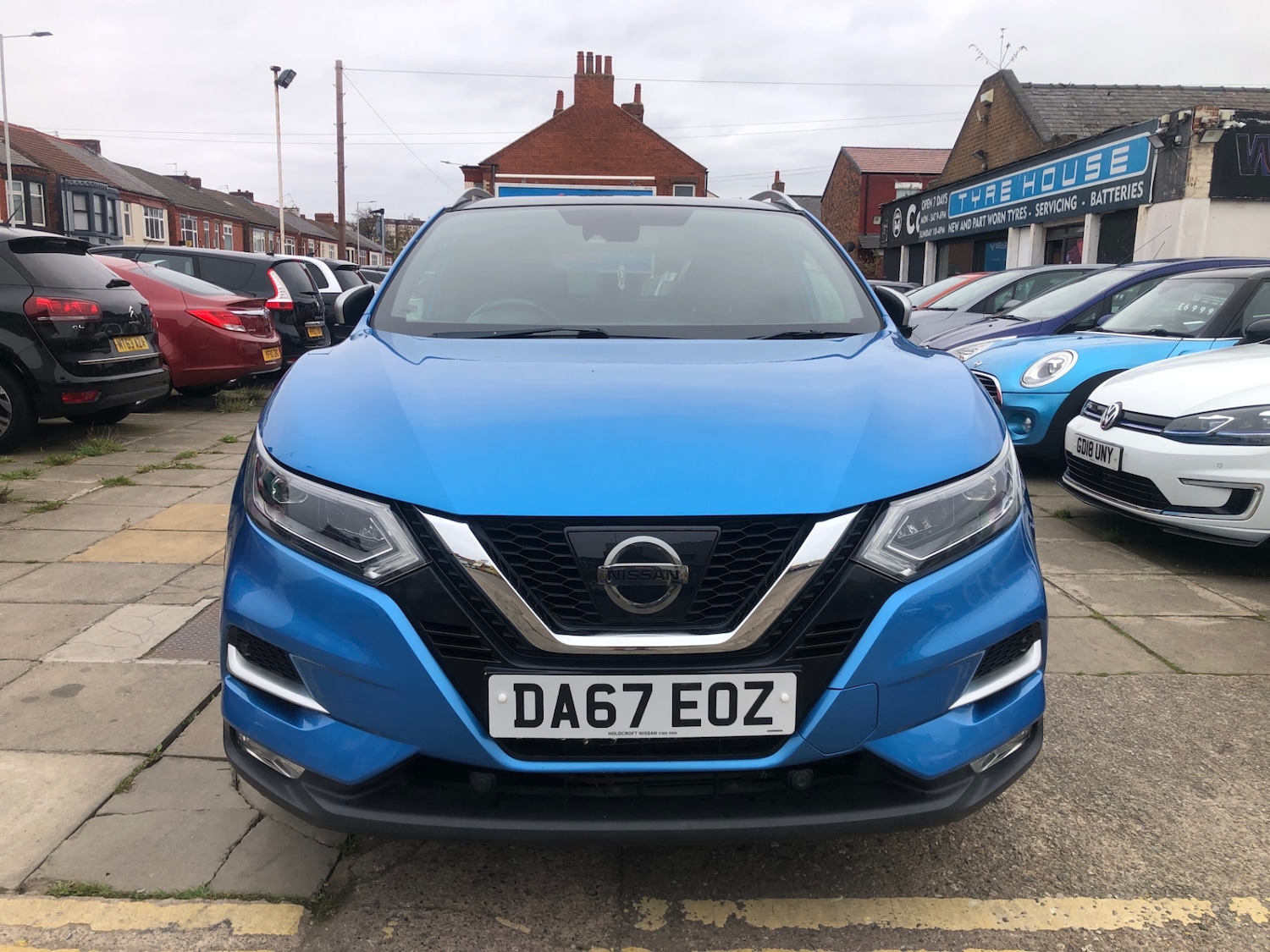 Used Nissan Qashqai 2017 for sale - 76320630: Photo 2