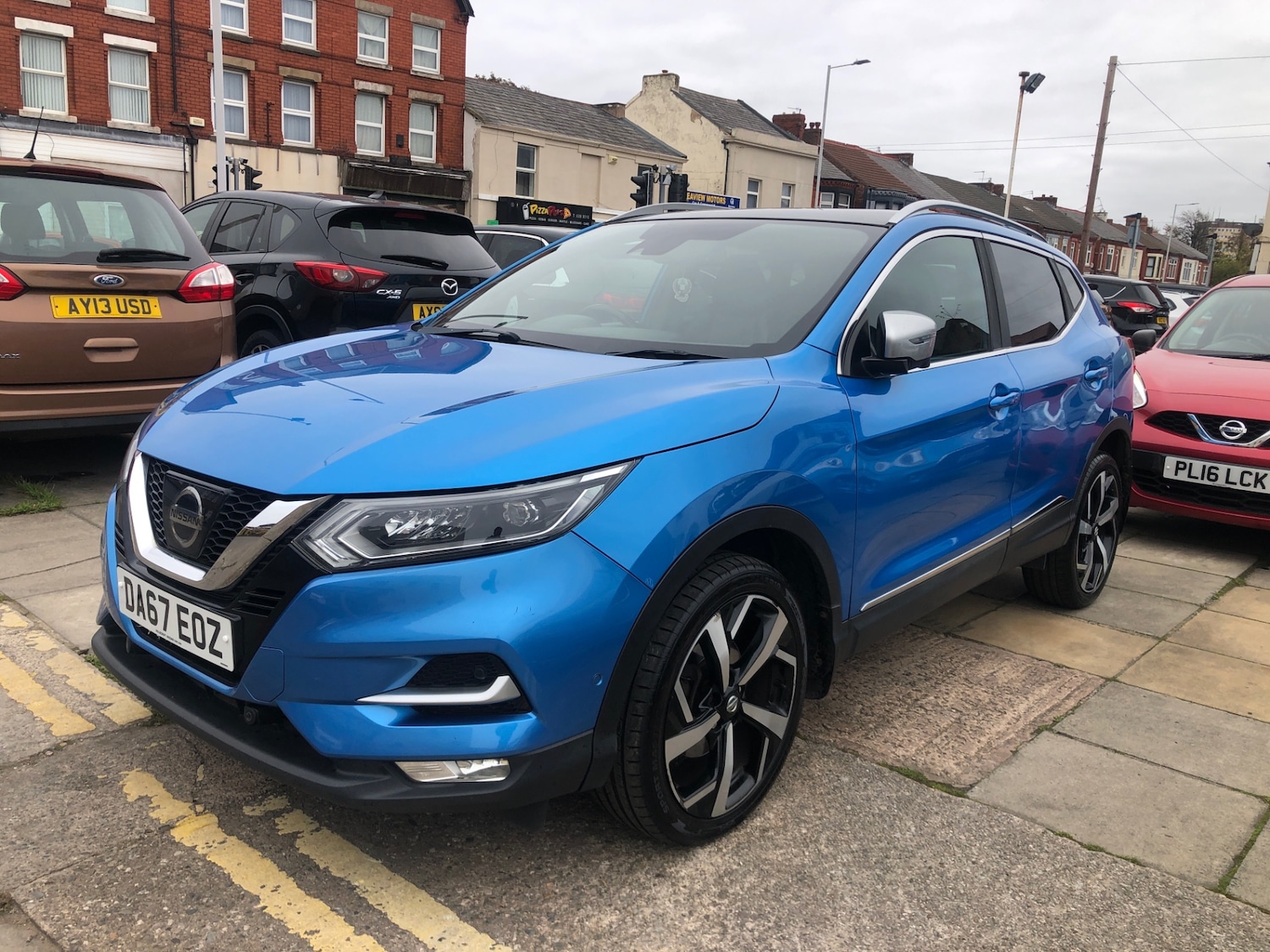 Used Nissan Qashqai 2017 for sale - 76320630: Photo 3