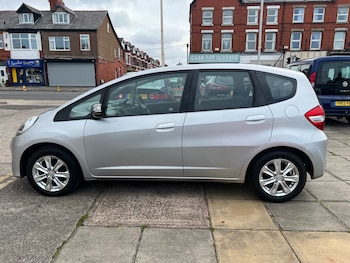 Used Honda Jazz 2012 for sale - 79098257: Photo