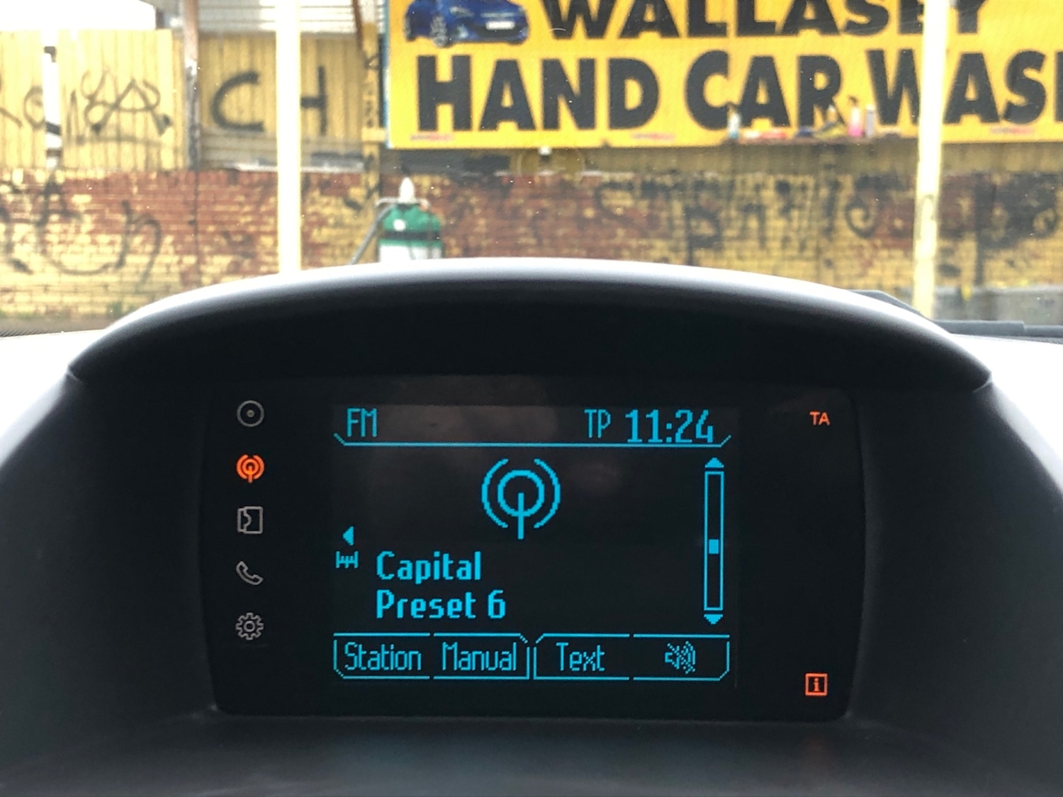 Used Ford Fiesta 2015 for sale - 76275969: Photo 16