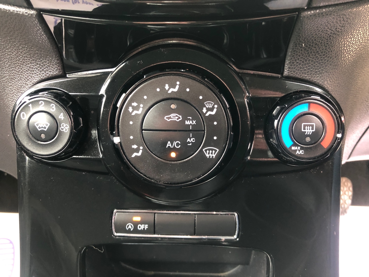 Used Ford Fiesta 2015 for sale - 76275969: Photo 17