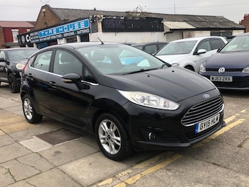 2015 (15) - 1.0 EcoBoost Zetec 5dr