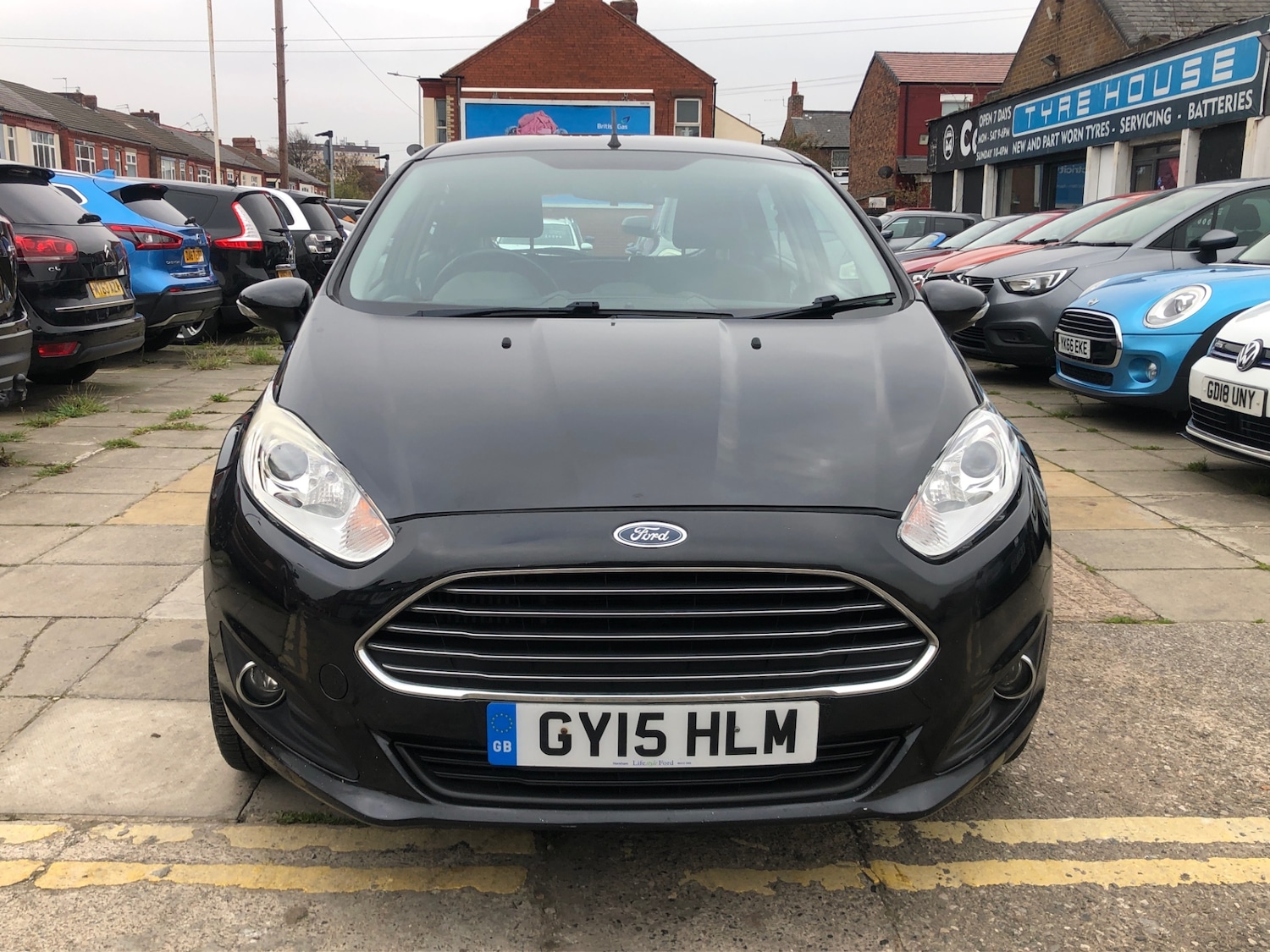 Used Ford Fiesta 2015 for sale - 76275969: Photo 2