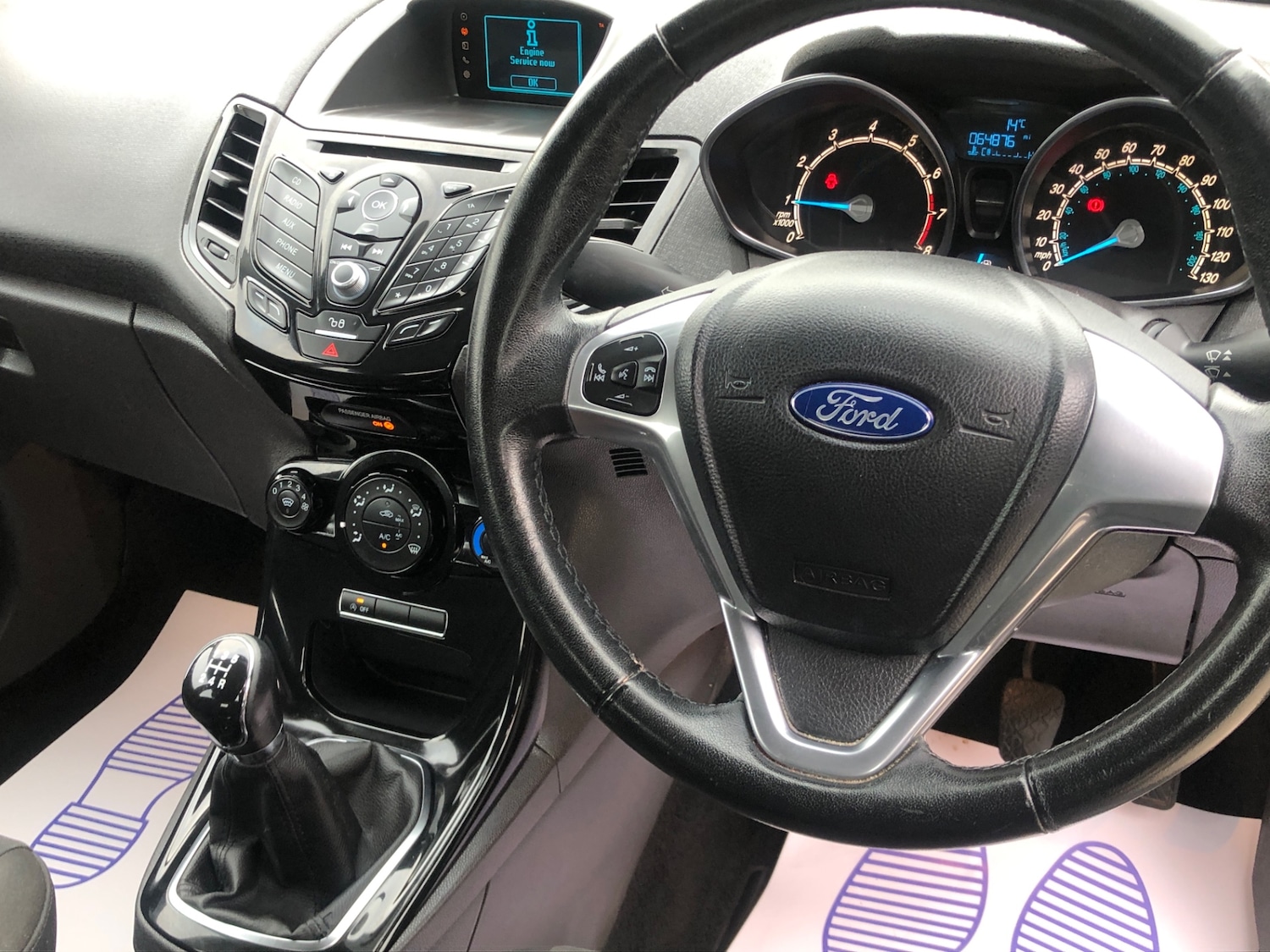 Used Ford Fiesta 2015 for sale - 76275969: Photo 8