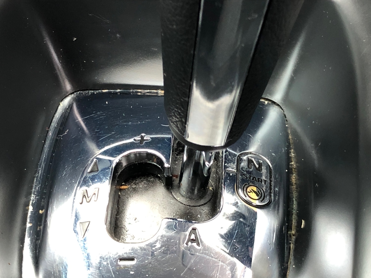 Used Peugeot 2008 2015 for sale - 76220646: Photo 12