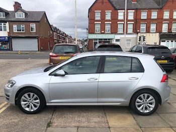 Used Volkswagen Golf 2013 for sale - 76103987: Photo