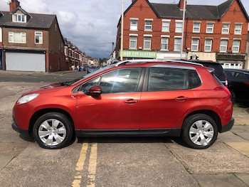 Used Peugeot 2008 2015 for sale - 77567378: Photo