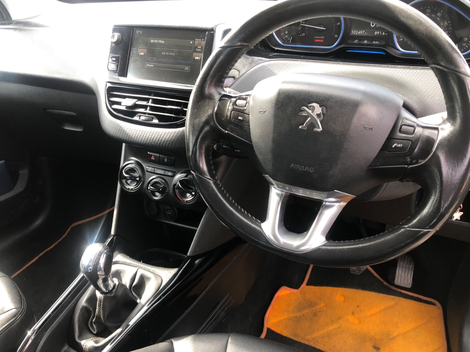 Used Peugeot 2008 2015 for sale - 77567378: Photo 9