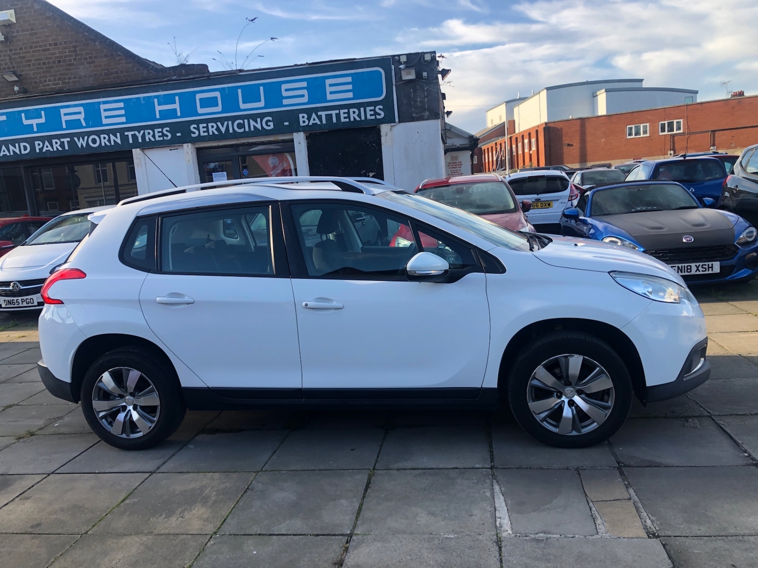 Used Peugeot 2008 2016 for sale - 77045802: Photo 13