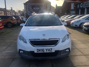 Used Peugeot 2008 2016 for sale - 77045802: Photo