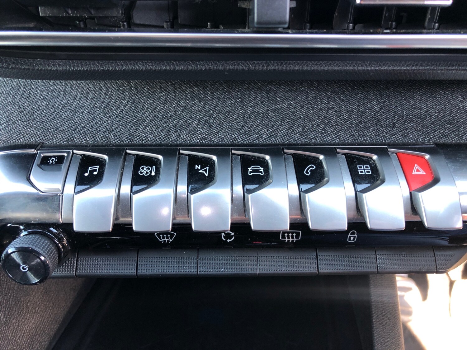 Used Peugeot 3008 2019 for sale - 76103954: Photo 19