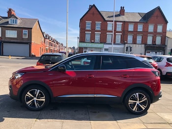 Used Peugeot 3008 2019 for sale - 76103954: Photo