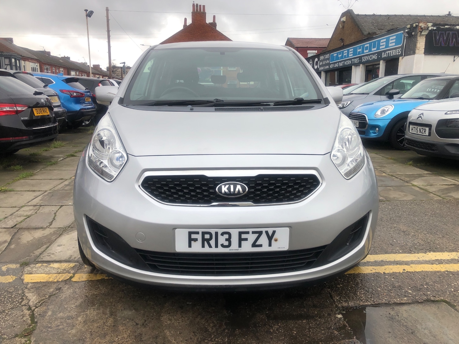 Used Kia Venga 2013 for sale - 77195922: Photo 2