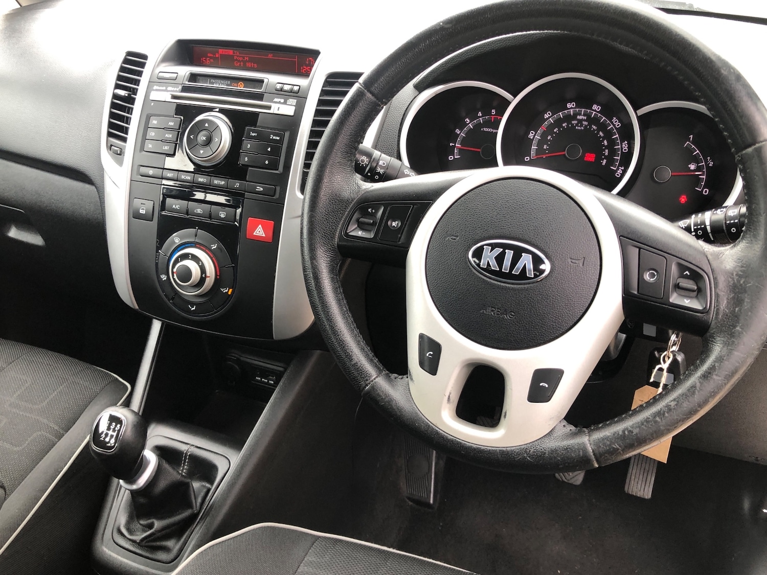 Used Kia Venga 2013 for sale - 77195922: Photo 8