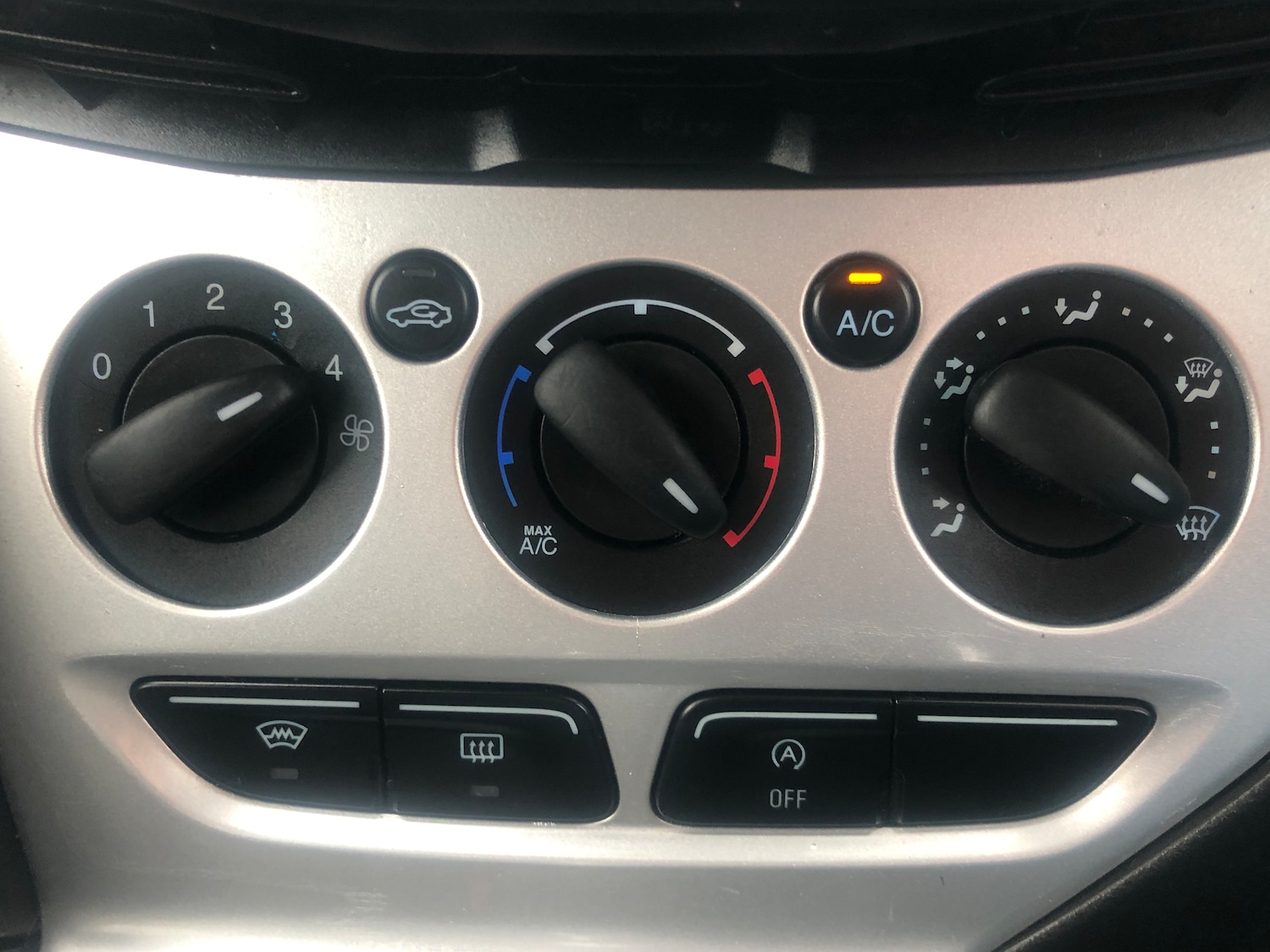 Used Ford Focus 2014 for sale - 76532521: Photo 21