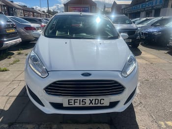 Used Ford Fiesta 2015 for sale - 79840972: Photo