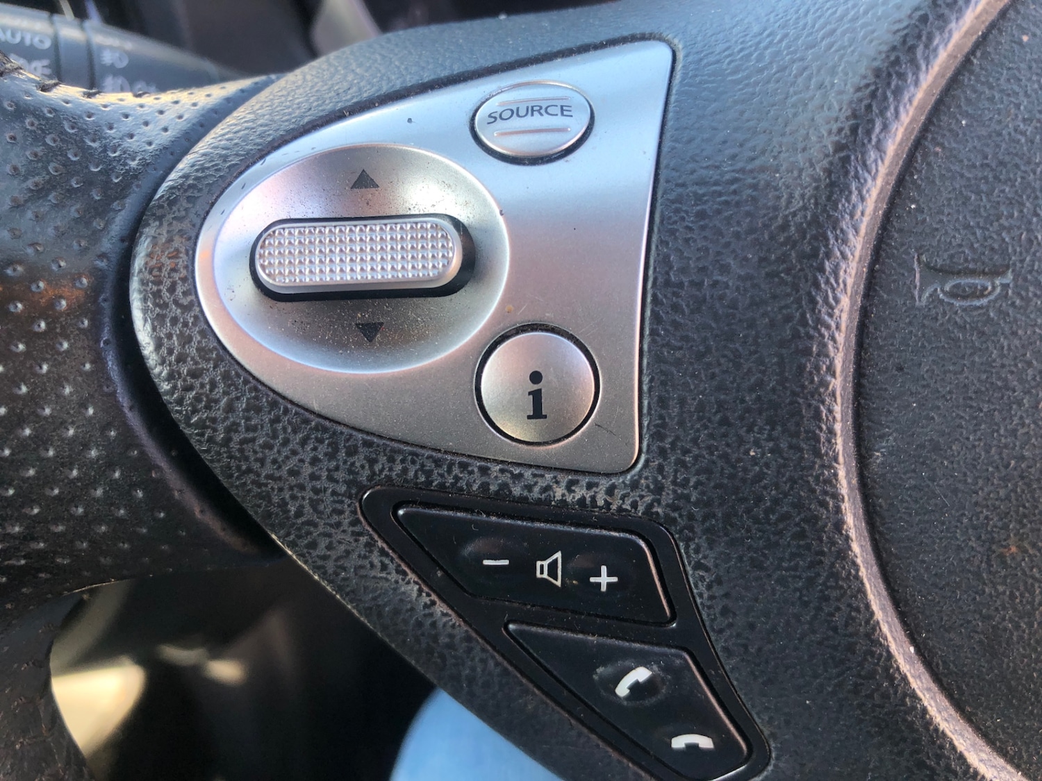 Used Nissan Juke 2018 for sale - 76103752: Photo 21