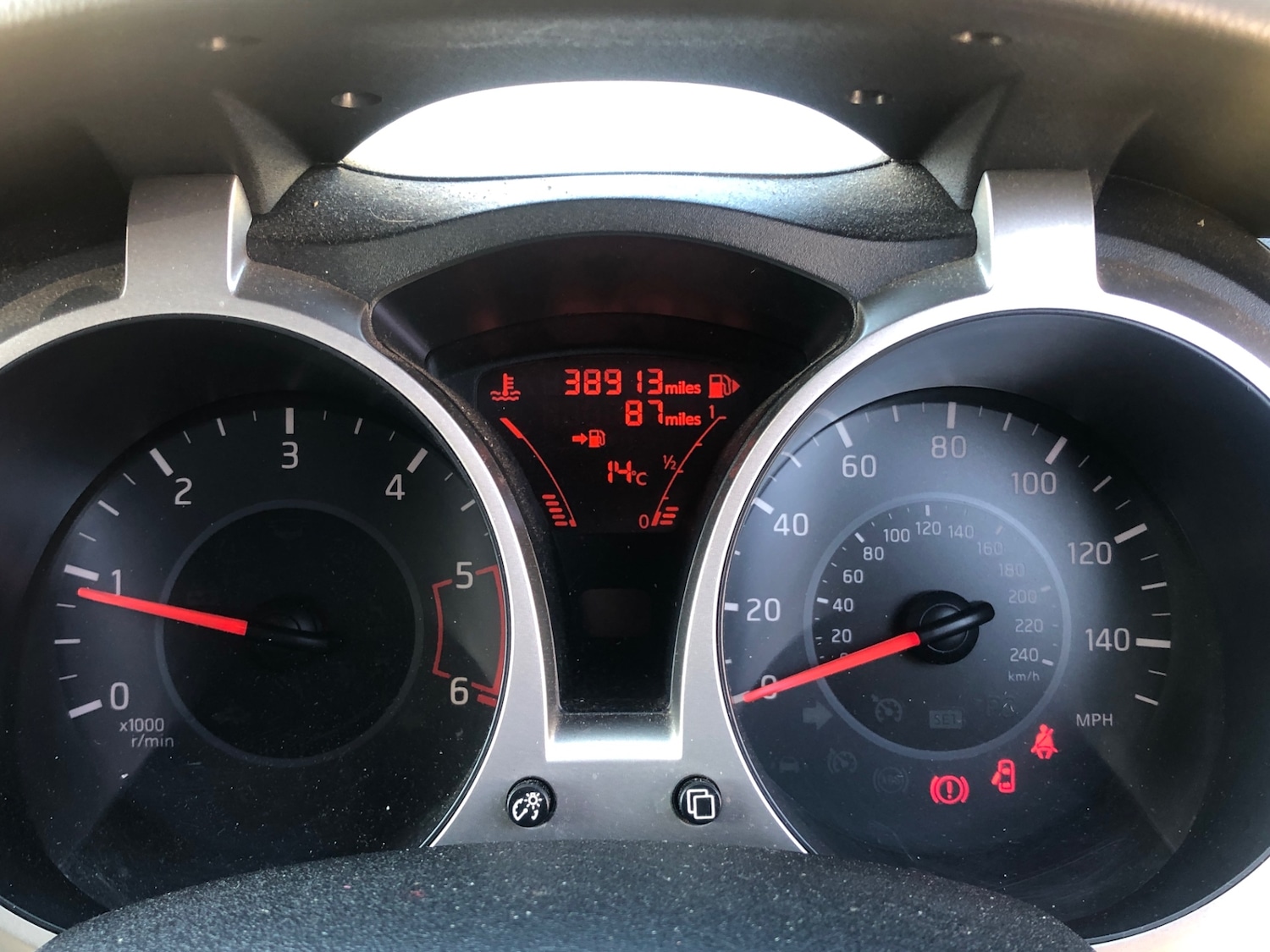 Used Nissan Juke 2018 for sale - 76103752: Photo 23