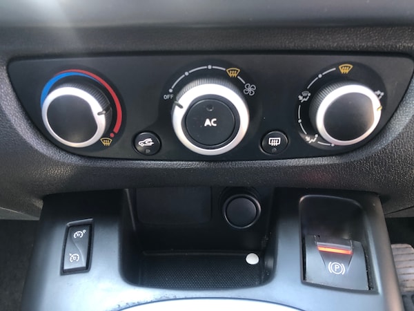 Used Renault Grand Scenic 2012 for sale - 76103965: Photo 24