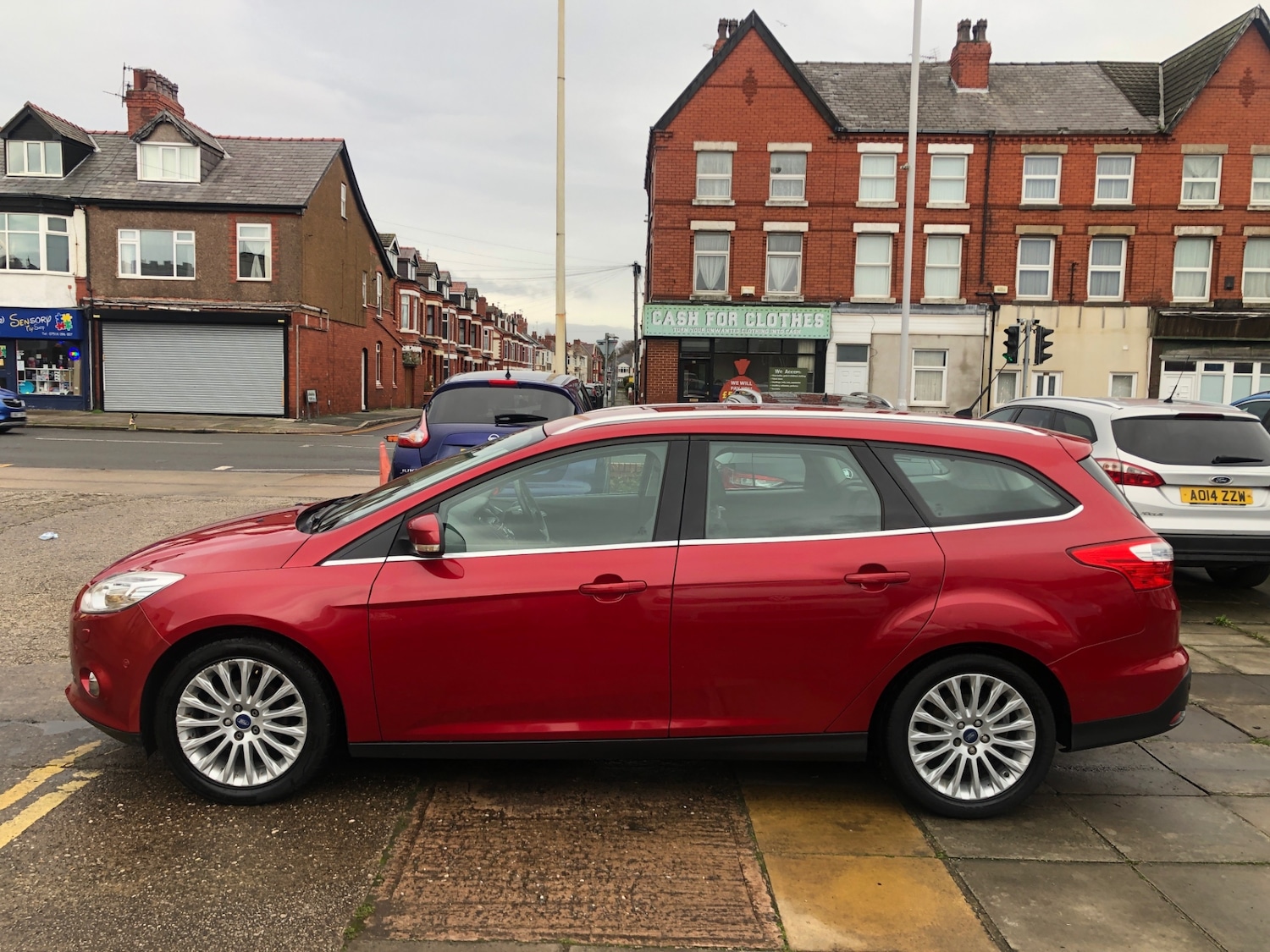 Used Ford Focus 2012 for sale - 76663742: Photo 4