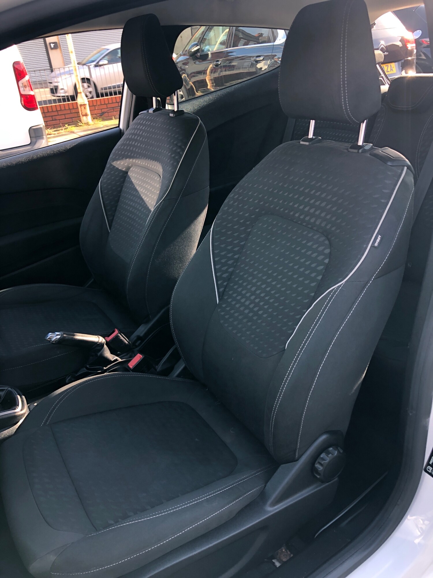 Used Ford Fiesta 2017 for sale - 77663737: Photo 10