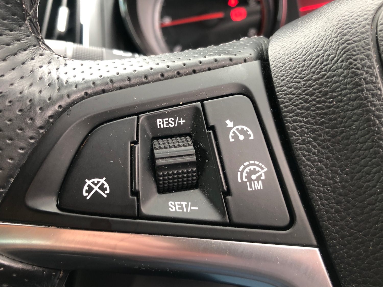 Used Vauxhall Zafira 2015 for sale - 76663743: Photo 24