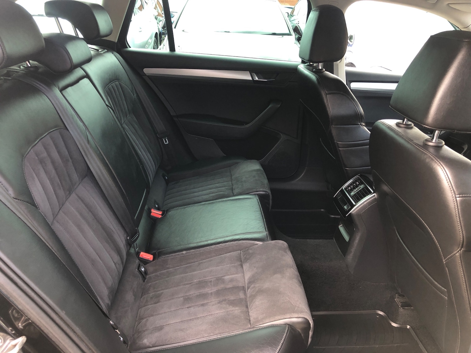 Used Skoda Superb 2018 for sale - 76078866: Photo 14