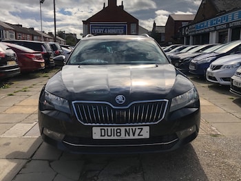 Used Skoda Superb 2018 for sale - 76078866: Photo