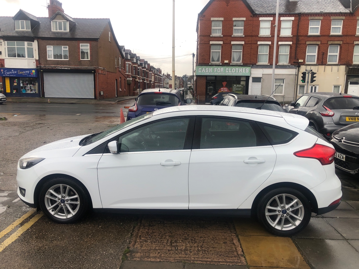 Used Ford Focus 2015 for sale - 76436430: Photo 5