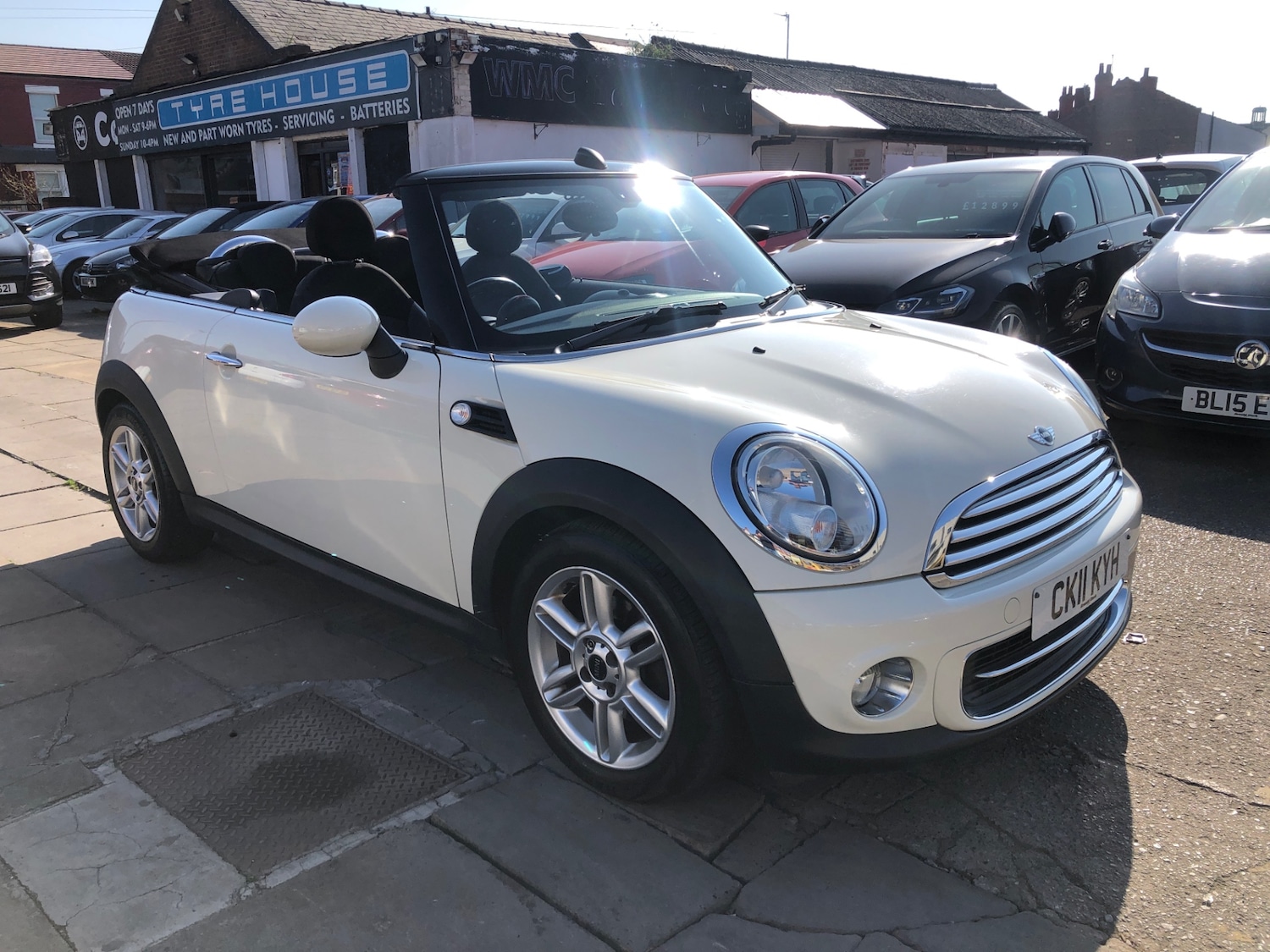 Used MINI Convertible 2011 for sale - 76103741: Photo 1