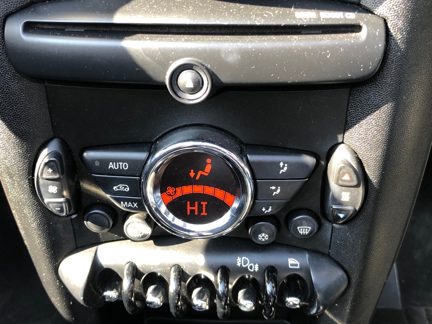 Used MINI Convertible 2011 for sale - 76103741: Photo 13