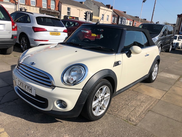 Used MINI Convertible 2011 for sale - 76103741: Photo 20