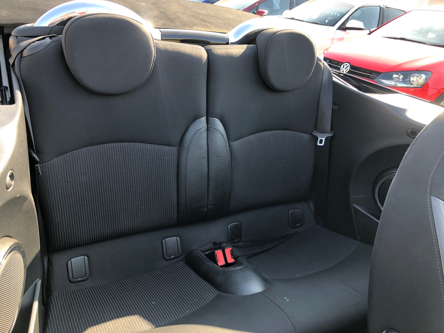 Used MINI Convertible 2011 for sale - 76103741: Photo 29