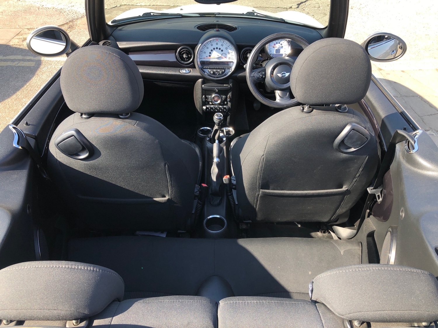 Used MINI Convertible 2011 for sale - 76103741: Photo 8