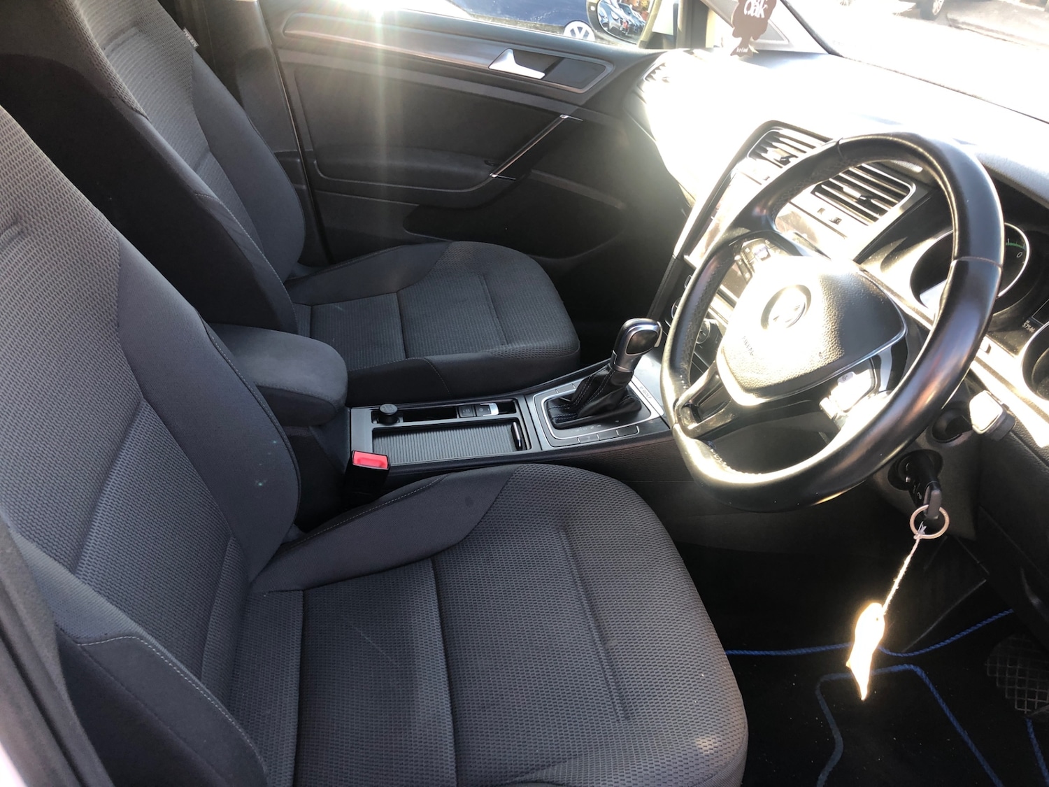 Used Volkswagen Golf 2018 for sale - 76194780: Photo 7