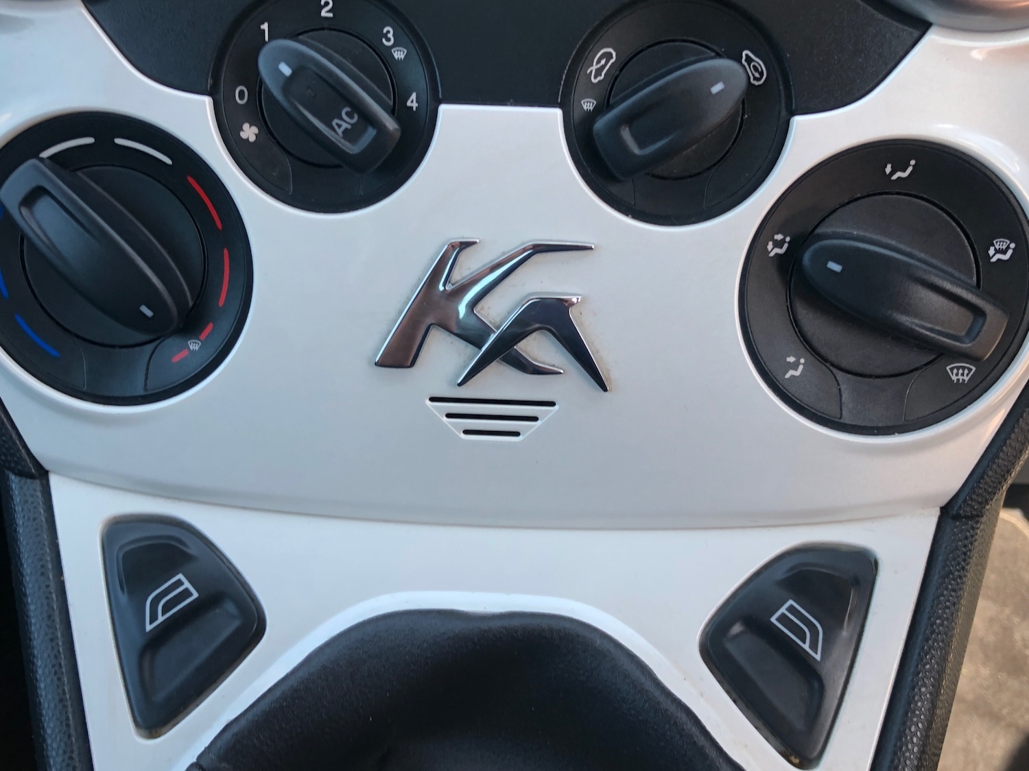 Used Ford Ka 2015 for sale - 76692846: Photo 15