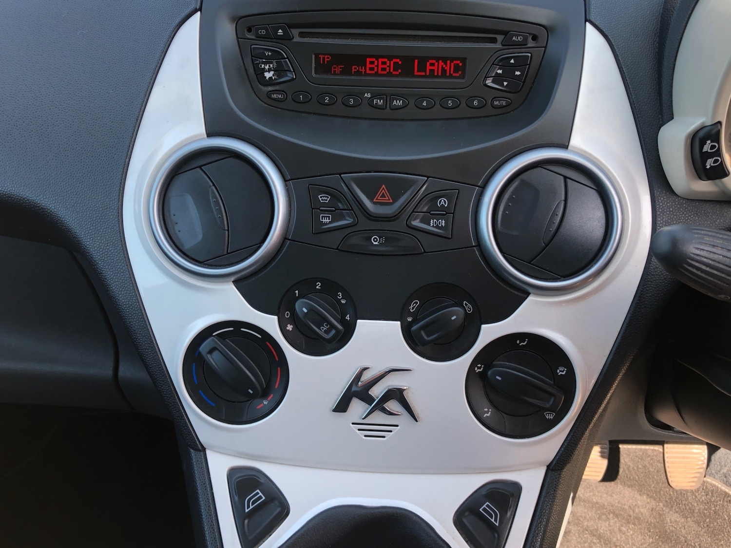 Used Ford Ka 2015 for sale - 76692846: Photo 9