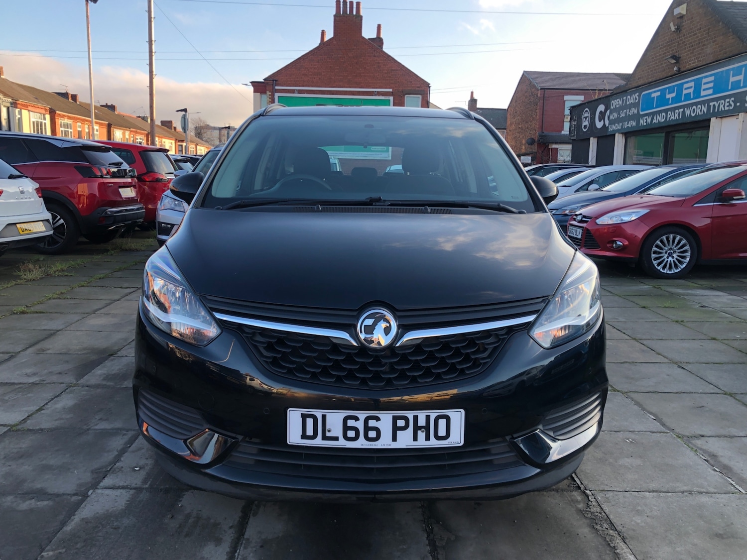 Used Vauxhall Zafira 2016 for sale - 77247691: Photo 2