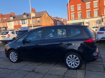 Used Vauxhall Zafira 2016 for sale - 77247691: Photo