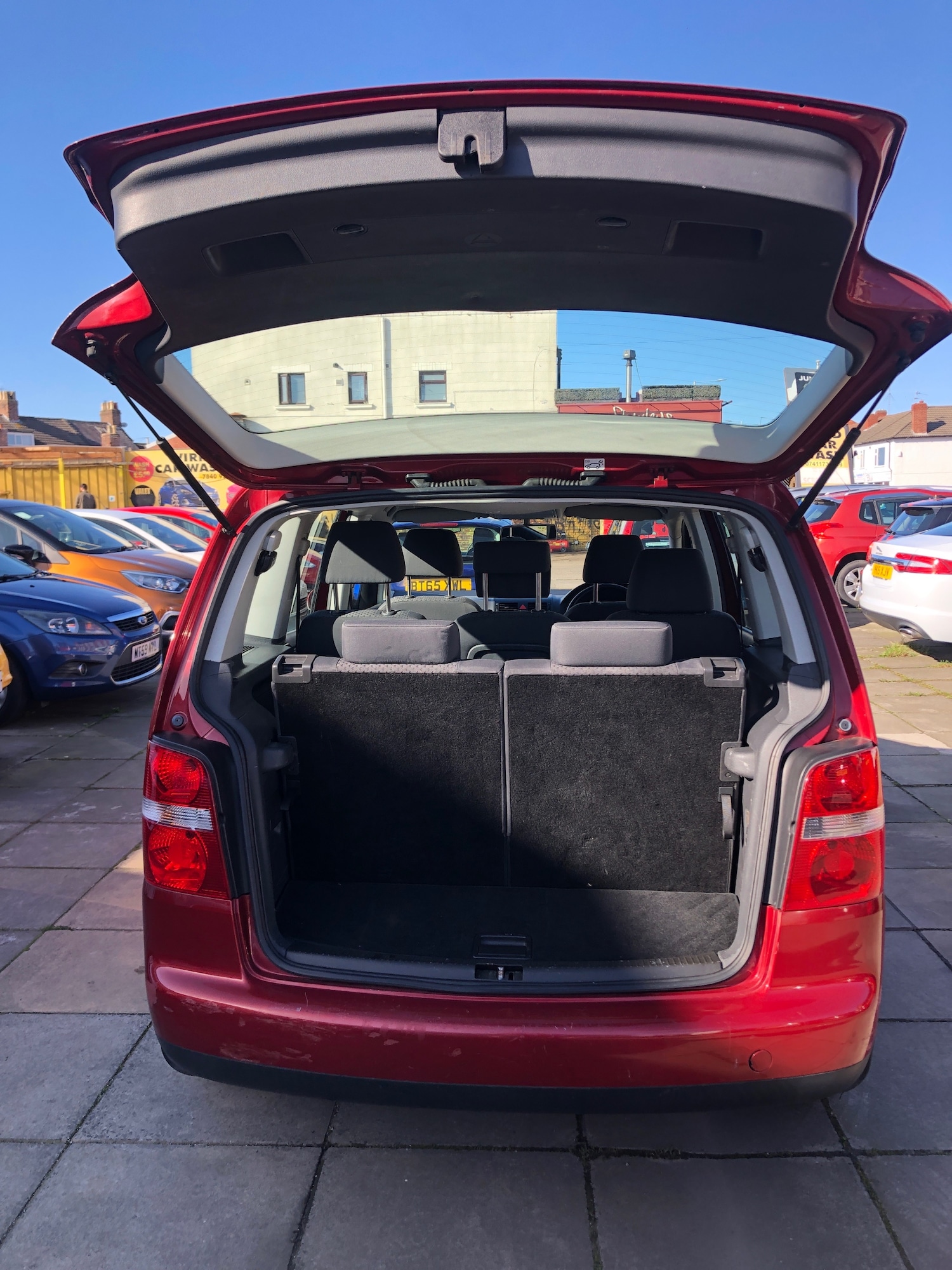 Used Volkswagen Touran 2006 for sale - 77917818: Photo 6