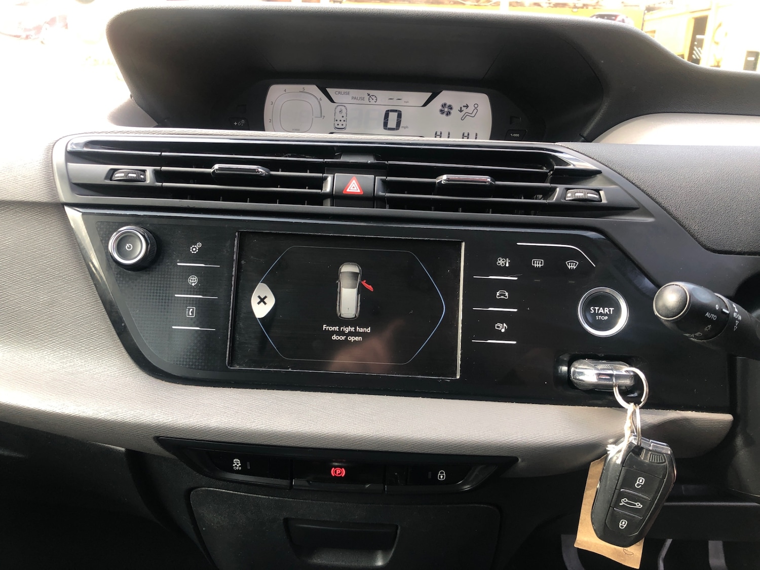 Used Citroen C4 Grand Picasso 2016 for sale - 76102595: Photo 23