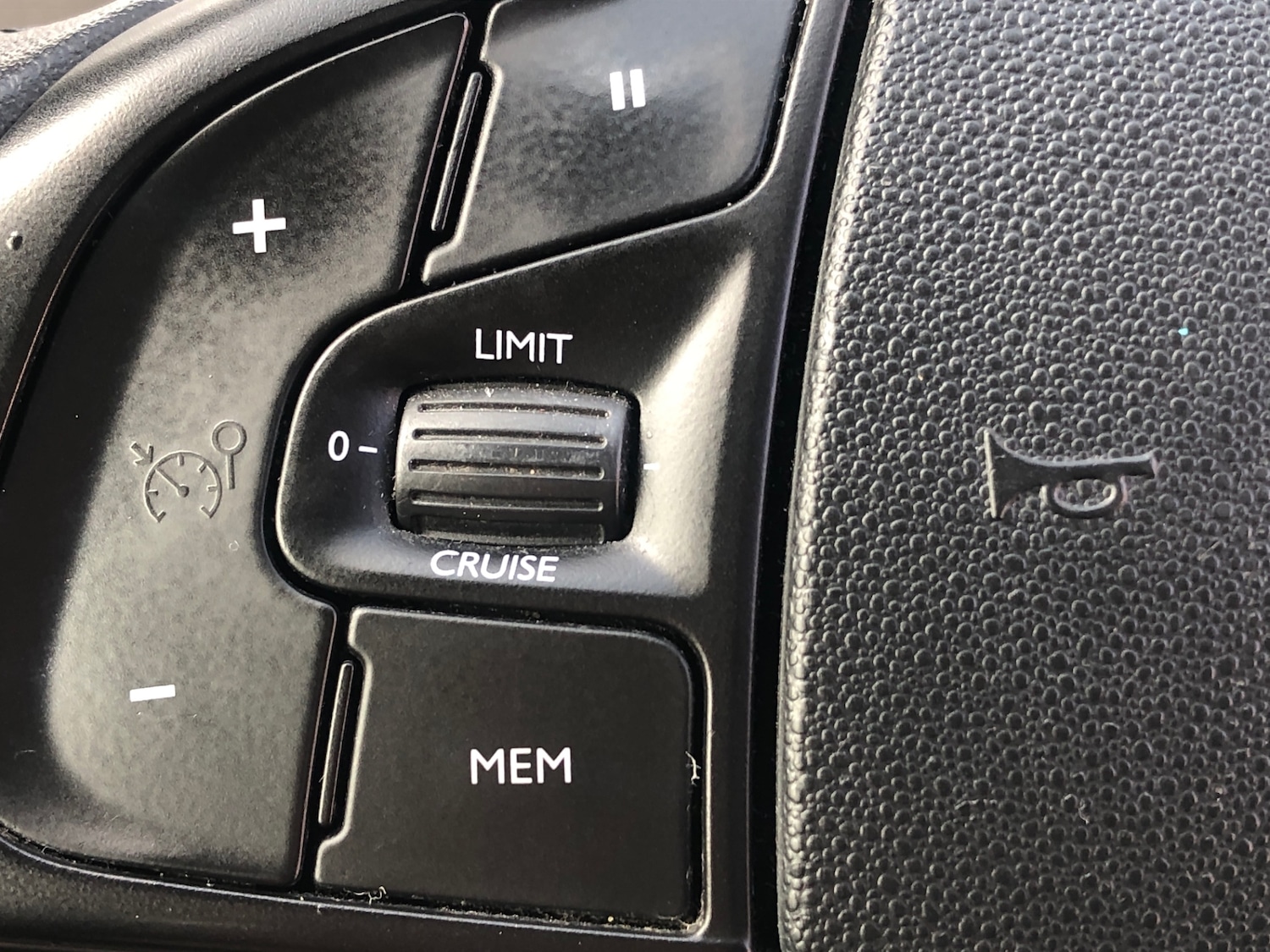 Used Citroen C4 Grand Picasso 2016 for sale - 76102595: Photo 25